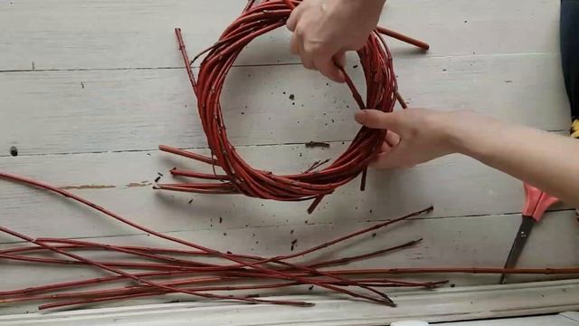 ВЕНОК ИЗ КРАСНОГО ДЕРЕНА смотреть онлайн