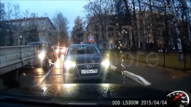 Учим хамов ездить Мгновенная карма на дороге Быдло за рулем Учим хамов ездить по своей полосе смотреть онлайн