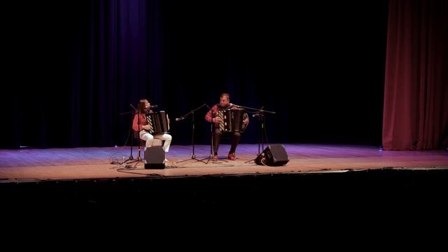 Alfred Schnittke - Gogol Suite - Duo TWO ACCORDIONS смотреть онлайн