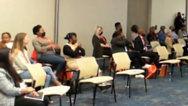 Dreamybull disrupts African Zoom meeting смотреть онлайн