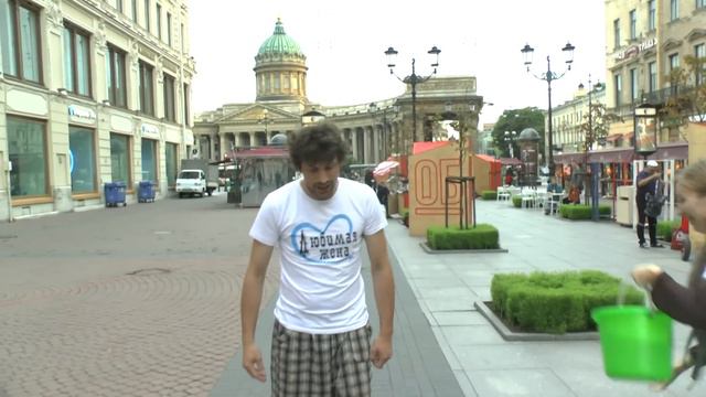 Евгений Сабельфельд принимает вызов #IceBucketChallenge смотреть онлайн