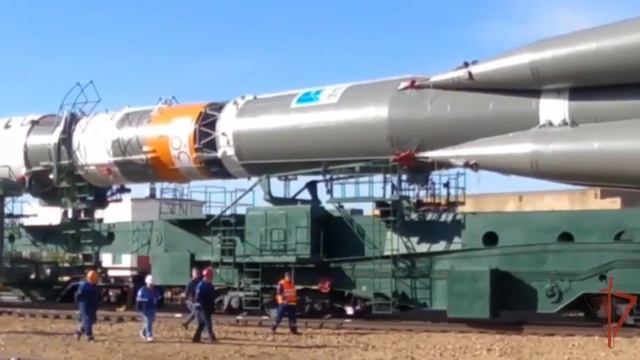 Росгвардейцы обеспечили безопасность транспортировки ракеты-носителя и транспортного грузового кораб смотреть онлайн