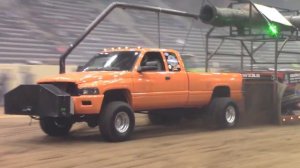Тяга дизельных пикапов V 2,6-3,0 - TNT Truck & Tractor Pull