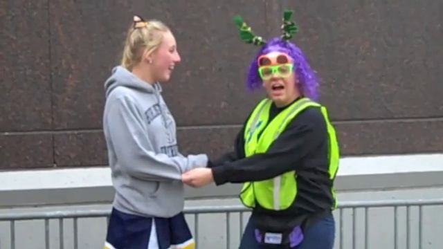 Mango Tango Santa Search смотреть онлайн