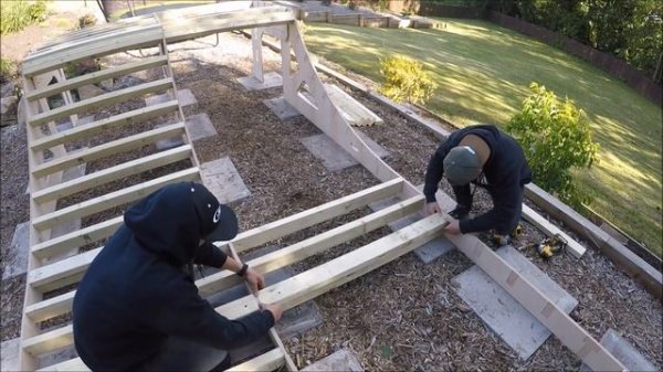 BUILD YOUR OWN MINI RAMP