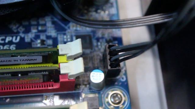 Assembling an old cheap computer. Legendary Core 2 Quad q9400 смотреть онлайн