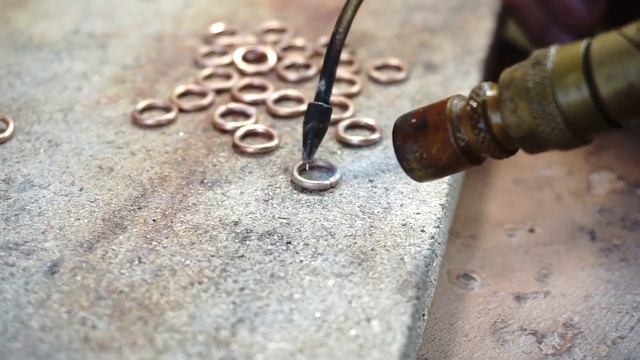 Изготовление цепочки Византийская плоская | Making a Byzantine chain | Плетение Волчий хвост смотреть онлайн