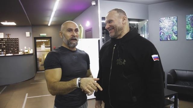 Голубочкин и Папа Смит о многоповторке смотреть онлайн