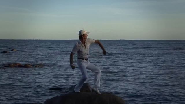 Андрей Ефремов- On the beach (На берегу) смотреть онлайн