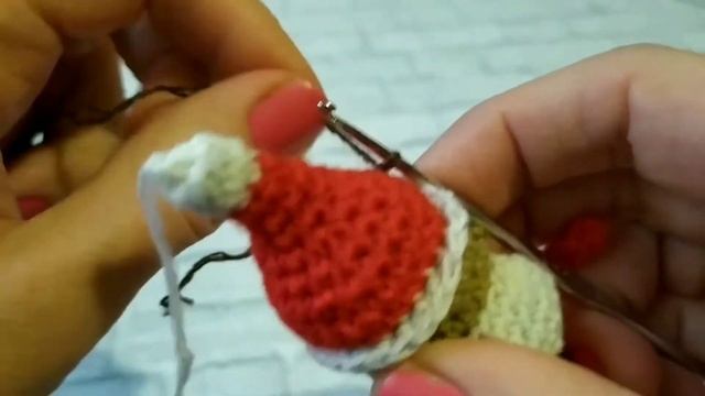 БЫЧОК ДЕД МОРОЗ КРЮЧКОМ. СИМВОЛ 2021 (АВТОРСКИЙ МК) / БЫЧОК САНТА. Ч. 2 Ручки, мордочка, оформлени смотреть онлайн