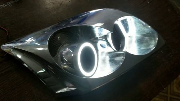 LED DRL Angel Eyes Toyota Avensis by TAU tech