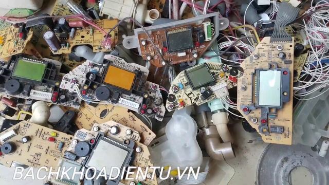 Vạn Sự May Mắn Cho Người Thợ Điện смотреть онлайн
