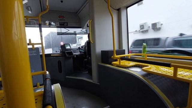 Geely C12ENZ GB8941 on 5 Hornby (ride) nearing The Hub Hornby going over Main South Road. смотреть онлайн