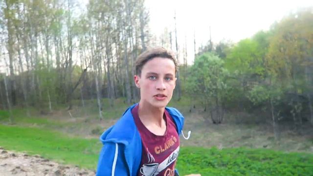 ШКОЛЬНИК БЕЖИТ 15 КМ ЗА 1 ЧАС!!! смотреть онлайн