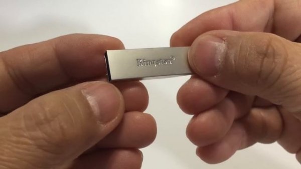 Kingston Digital DataTraveler SE9 G2 USB 3.0 Flash Drive (DTSE9G2) - Benchmark / Unboxing