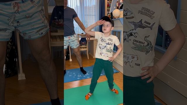 НЕ РАССЛАБЛЯЕМСЯ :) #shorts смотреть онлайн