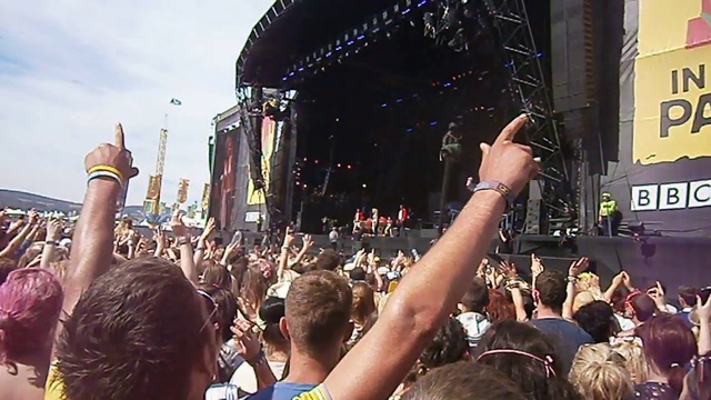 T In The Park - Oasis смотреть онлайн