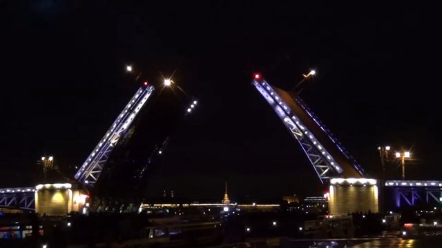Развод Дворцового моста (Питер) смотреть онлайн