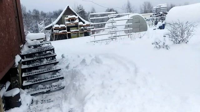 На зло коммунальщикам ЗИМА пришла! смотреть онлайн