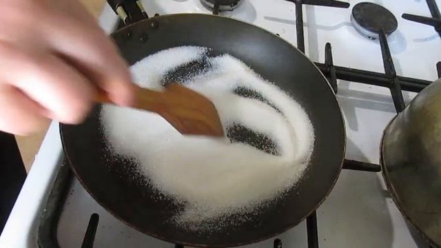 ЯДЕРНЫЙ ДОМАШНИЙ КВАС // СЕКРЕТ ХЛЕБНОГО КВАСА смотреть онлайн