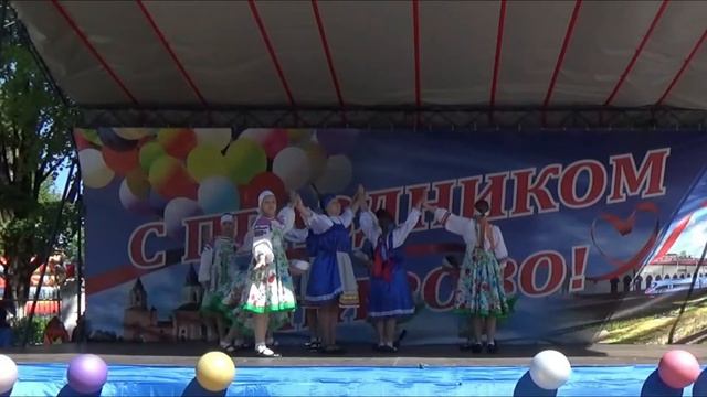 "В роще"- хореографический ансамбль "Задоринка" МКДЦ п. Спирово смотреть онлайн