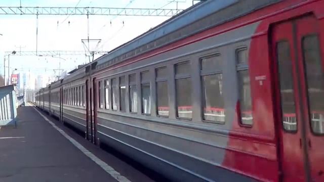 Электропоезд ЭР2Т-7180 платформа Мичуринец смотреть онлайн