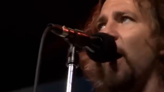 Eddie Vedder - Hard Sun смотреть онлайн