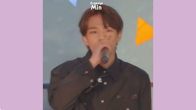 НАШ ХВАН ХЁНДЖИН | HYUNJIN | STRAY KIDS | TRY NOT TO LAUGH CHALLENGE | KPOP