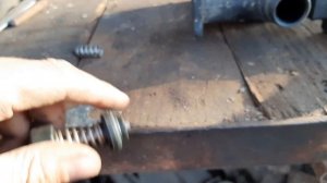 Польский опрыскиватель. Поломка смесителя. Регулятор давления