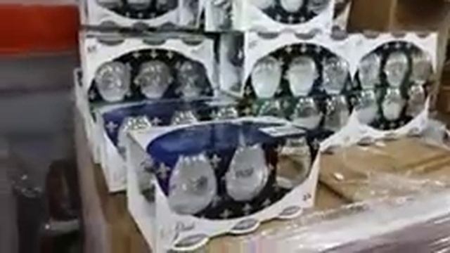 ?Светофор ?Обзор новых товаров. Лопаты с черенком, Лежанки, когтеточки для кошек. смотреть онлайн