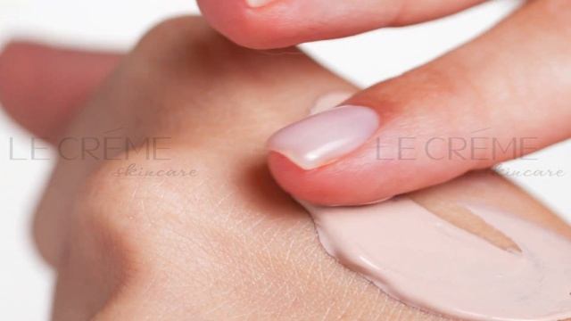 IS CLINICAL ECLIPSE SPF 50+ PERFECTINT™ BEIGE (солнцезащитный крем спф 50) смотреть онлайн