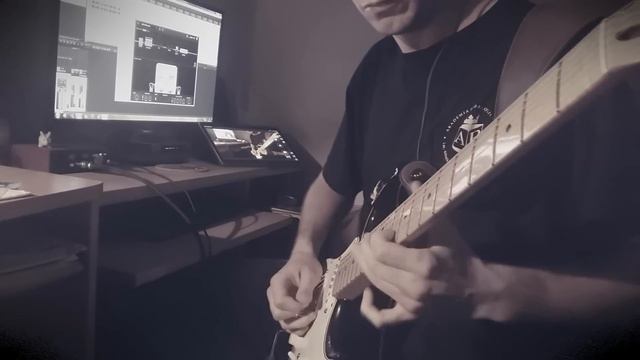 JTC Jam of the Month - Prowlin' Blues | Fender Stratocaster MIM + BIAS FX смотреть онлайн