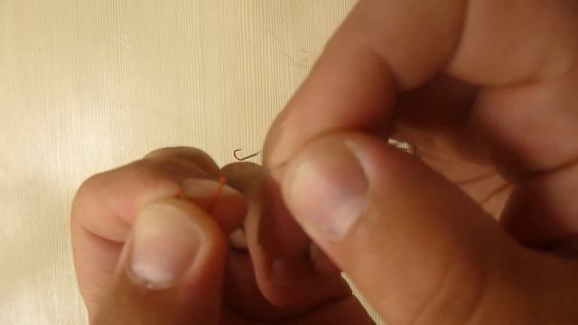 2 крючка на один поводок / самый легкий и надежный способ / смотреть онлайн