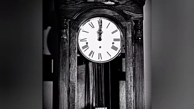 Первое видео,песня называется:тик так на часах ровно полночь смотреть онлайн