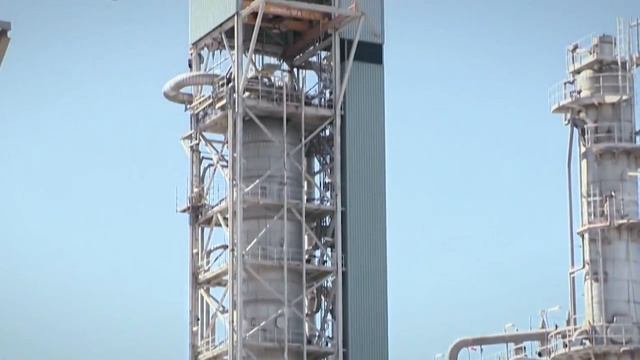 Ложка серы в бочке нефти