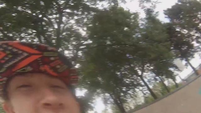 Webisode 8 | 6 SKATE PARKS IN ONE DAY смотреть онлайн