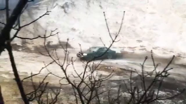 Mercedes-Benz w140 off-road drift смотреть онлайн