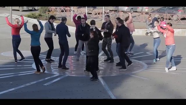 International Rueda de Casino Multi Flash Mob - Yaroslavl, Russia, 1st april, 2017 смотреть онлайн