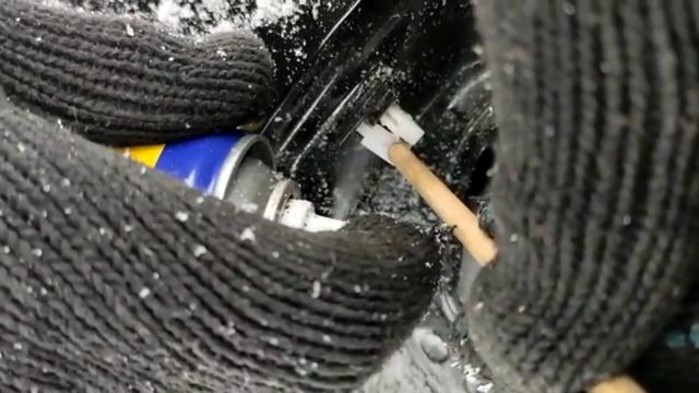 Рено дастер 2021. Зимняя проблема с крышкой бензобака! смотреть онлайн