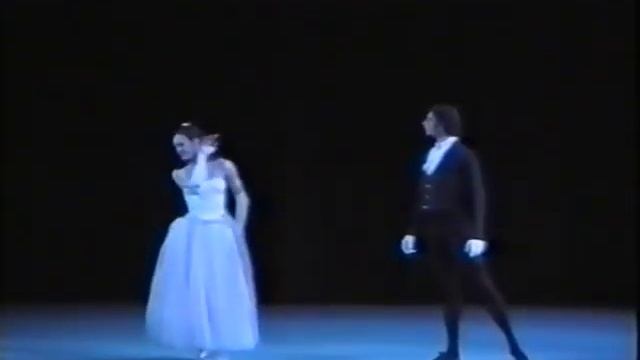 LA VALSE  (Balanchine/Mariinsky Ballet)