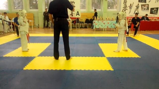 Бои по каратэ синкиёкусинкай Безина Дарья и Прищепова Елизоветта. смотреть онлайн