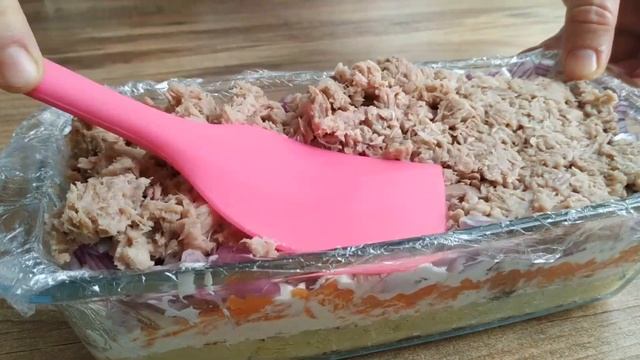 ОЧЕНЬ ВКУСНЫЙ И СЛОЕНЫЙ Салат "МИМОЗА" классический рецепт/ САЛАТ С ТУНЦОМ ЗА 10 МИНУТ смотреть онлайн