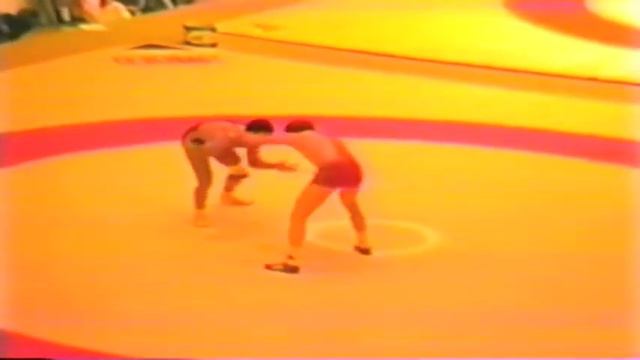 1987 Senior World Championships: 82 kg Reiner Trik (FRG) vs. Alcide Legrand (FRA) смотреть онлайн