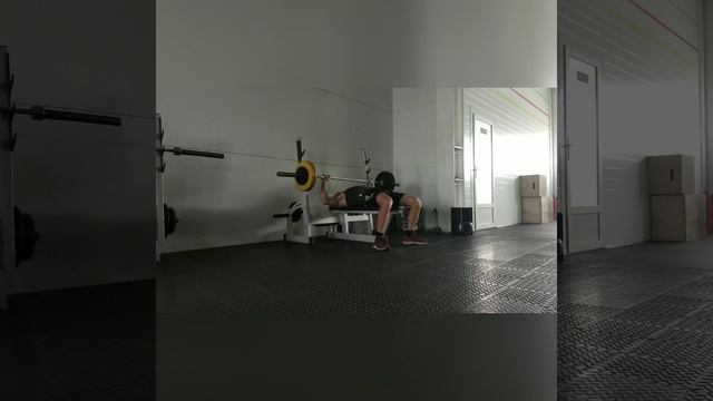 Жим 90 кг.Жим сидя в смите 60 кг смотреть онлайн