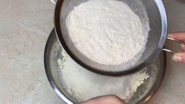 Простой Рецепт ТВОРОЖНОГО Печенья !Печенье из ТВОРОГА !Такой ТВОРОГ Едят ВСЕ ДЕТИ!!! Без ЯИЦ! смотреть онлайн