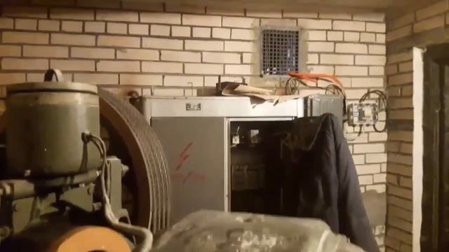 Больничный лифт ЦРМЗ Б-5, 1973г.в. Съёмка 2018г. смотреть онлайн