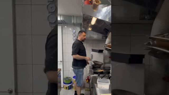 Зачем нужно столько лука? #лук #заготовкиназиму #кухня смотреть онлайн
