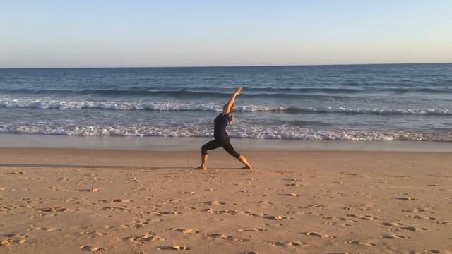 Йога для людей: поза воина. Нападать или защищаться? смотреть онлайн