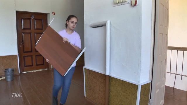 В школе №2 идут подготовительные работы к предстоящему капитальному ремонту смотреть онлайн