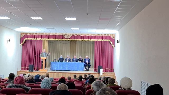 В нашей обыденной сельской жизни,всегда много,доброго,доверчивого,русского человека.ВысоцкоеОреховк смотреть онлайн